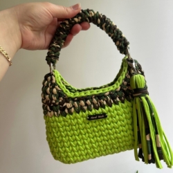 Яркие сумочки для яркого лета на полочке 35💗👜