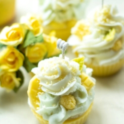 На полочке 221 вас ждут свечи🧁