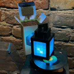 Светильники и брелки из Minecraft