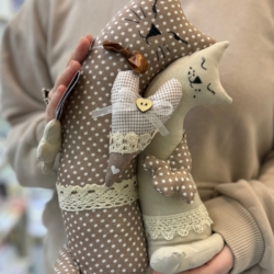 Котики-обереги и очаровательные зайчики с ручной вышивкой радуют глаз и сердце ❤