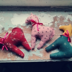 Текстильный декор «Лошадка»