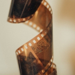 ДИАФИЛЬМ — НАСТОЯЩИЙ АРТЕФАКТ ЭПОХИ